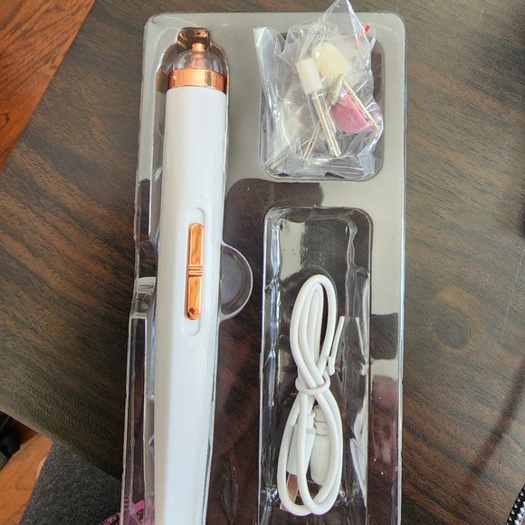 Finishing Touch Other - Salon Nails Tool
